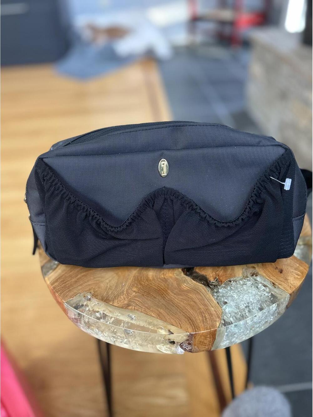 IDAHO JONES Waist Bag with Adjustable Strap